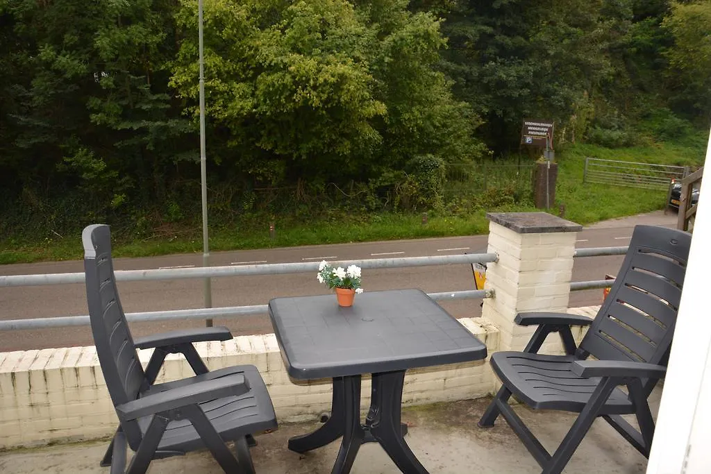 Apartment Hotel B&B Bergzicht Valkenburg aan de Geul